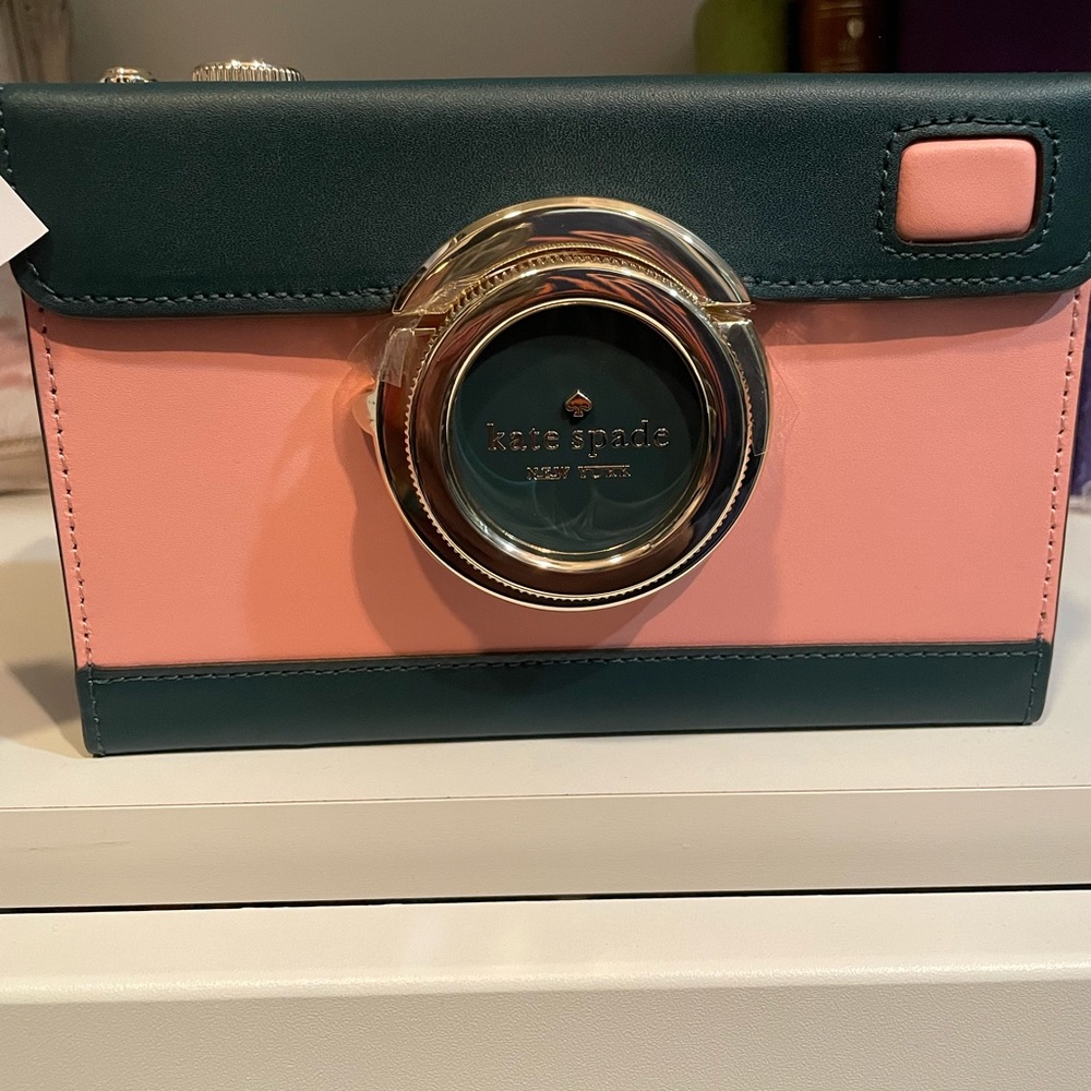Kate Spade crossbody camera bag. NEW